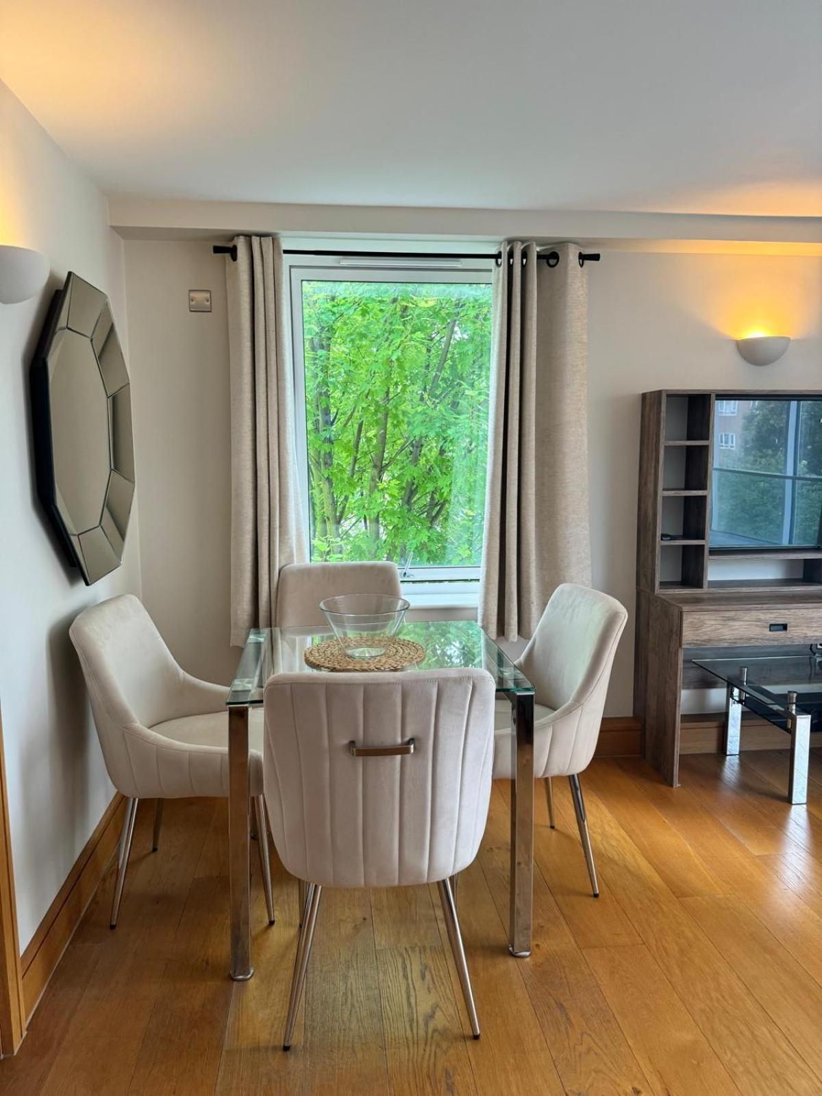 דירות לונדון Westwood House מראה חיצוני תמונה