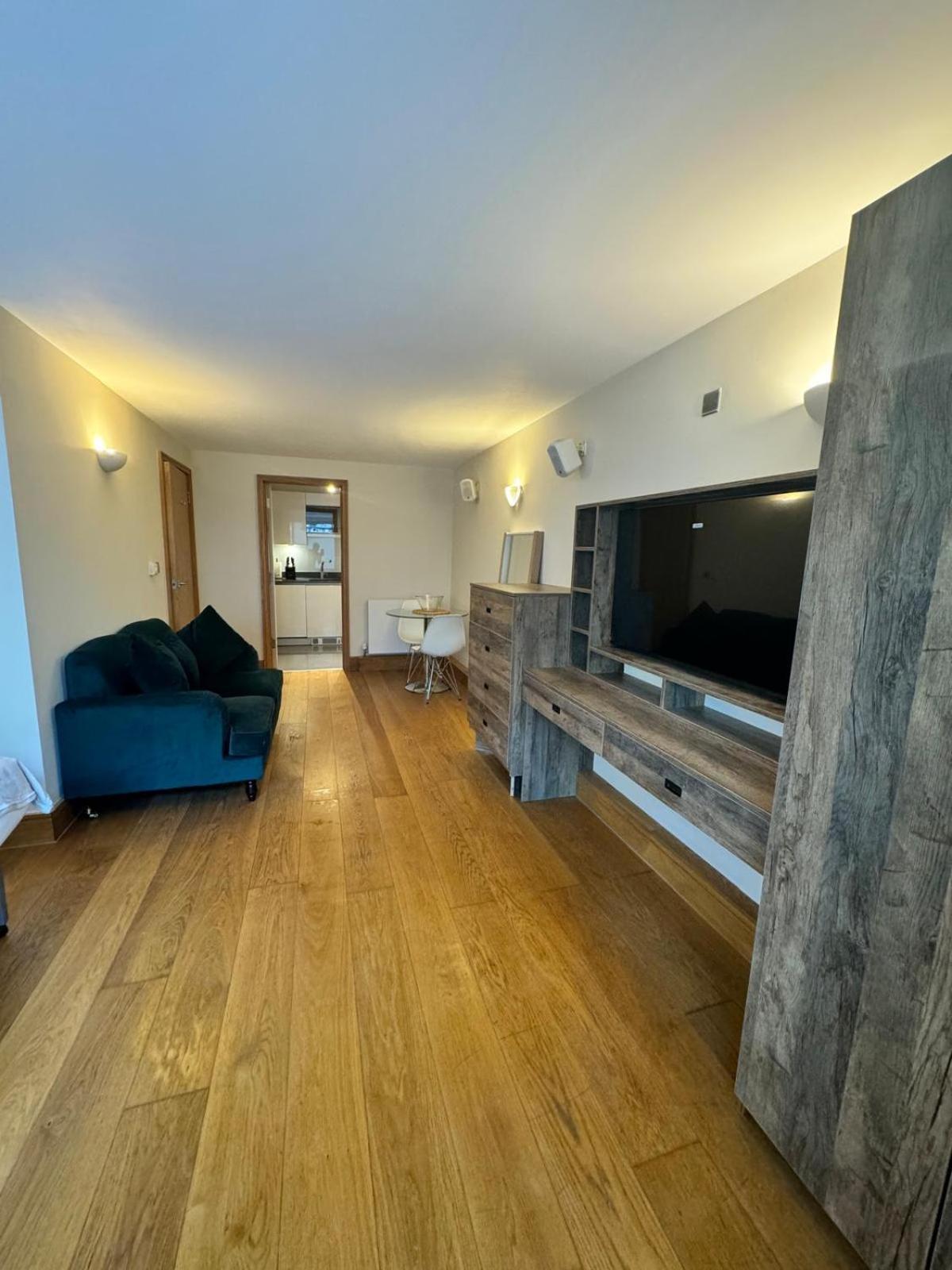 דירות לונדון Westwood House מראה חיצוני תמונה